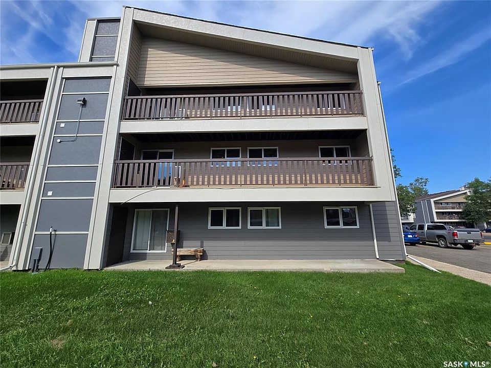 1st image of UNIT 1320-425 115th STREET E