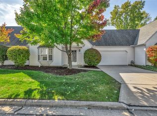 19345 Wheelers Ln #120, Strongsville, OH 44149