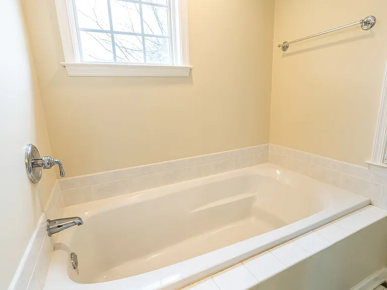 158 Burnet St — Photo 41