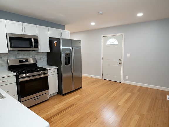 4th image of 1931 223rd St