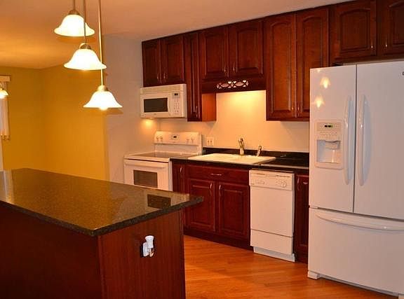 5th image of 500 E Dogwood Ln APT 302