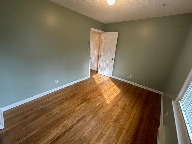 1602 Brewster Dr — Photo 22