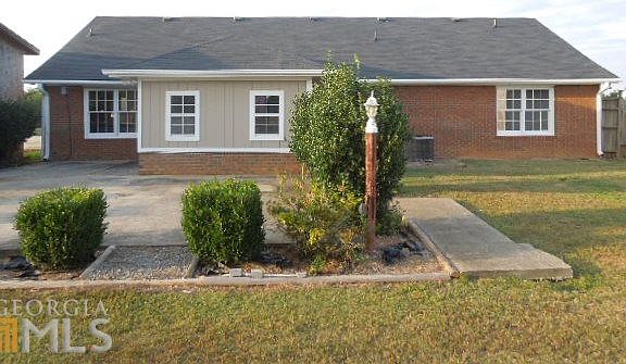 2nd image of 16 Valley Creek Dr