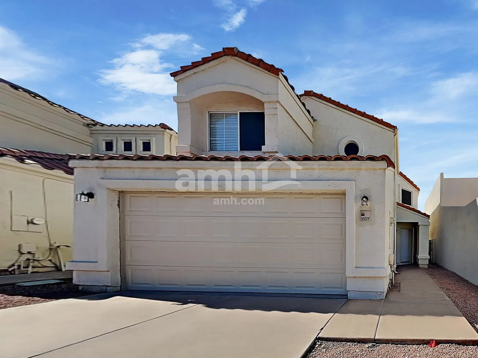3 bed, 2.5 bath, 1511 sqft, $2,335 — Photo 1