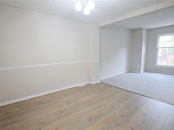 5th image of 3217 D Regents Park Ln