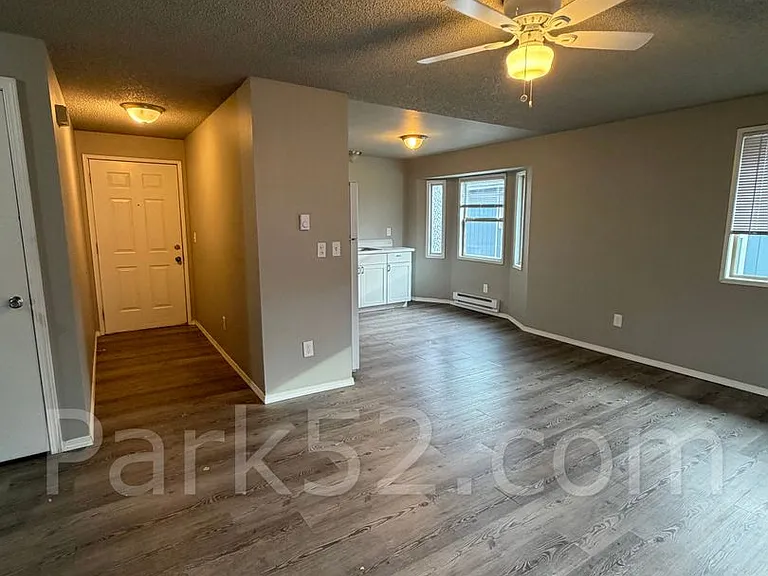 3301 S Asotin St #B — Photo 4