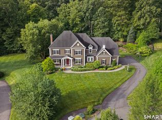 5 Champlains Drive, Farmington, CT 06032