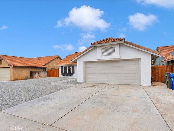 3rd image of 10460 Bouquet Ave