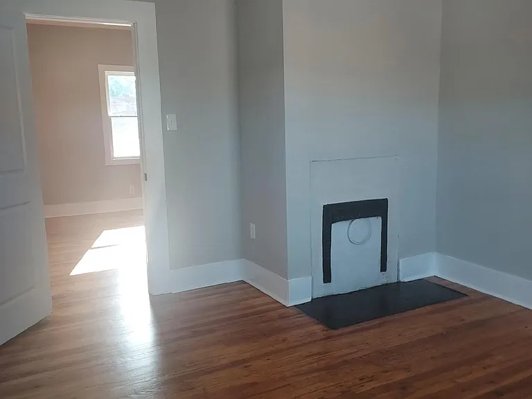 343 Main St — Photo 17