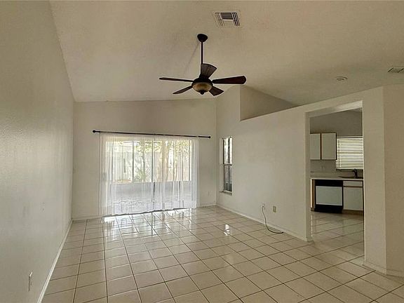 5th image of 3293 Brewster Dr