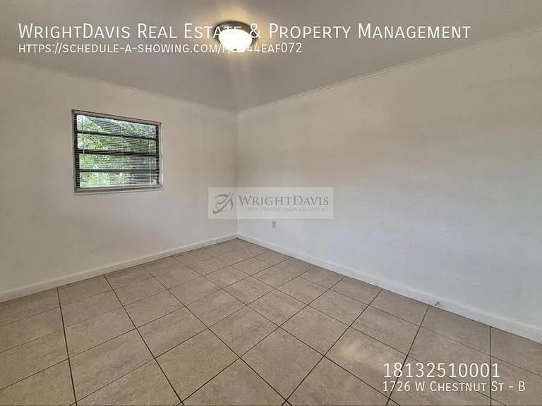 1726 W Chestnut St #B — Photo 14