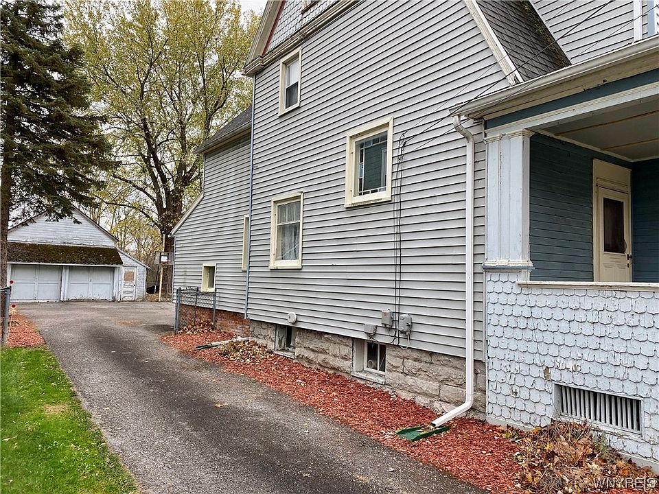 13 Walnut St, Batavia, NY 14020 Zillow