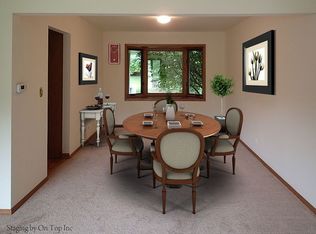 101 Edgemont St, Mundelein, IL 60060