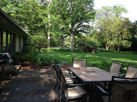 4th image of 1533 Bowling Green Dr