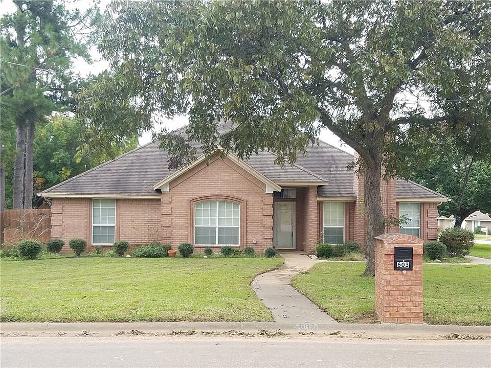 1st image of 603 Greenbriar Ave