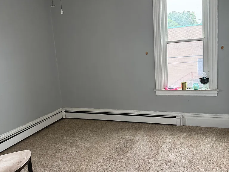 513 W Main St #1 — Photo 6