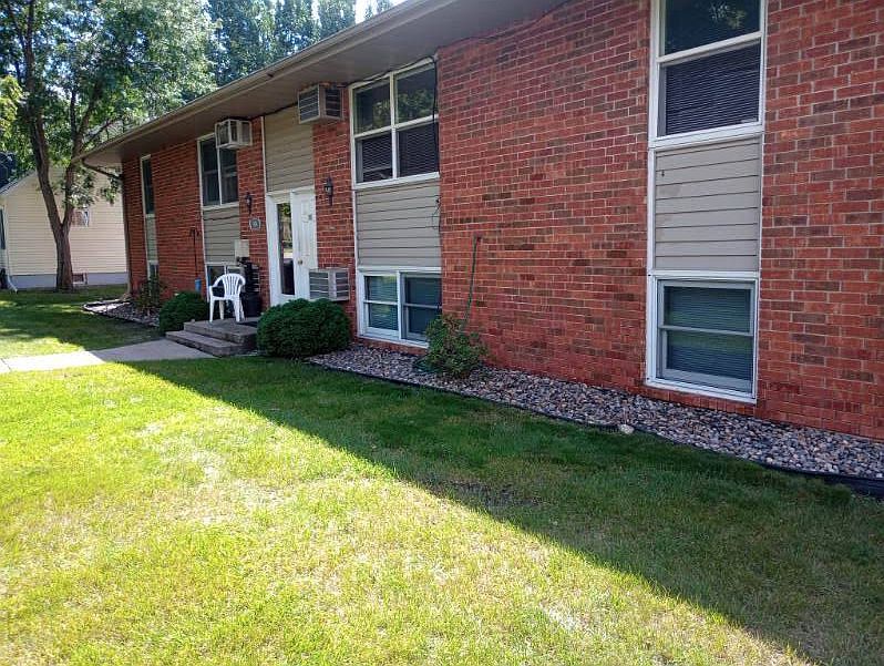 1st image of 504 S 7th St #11265927