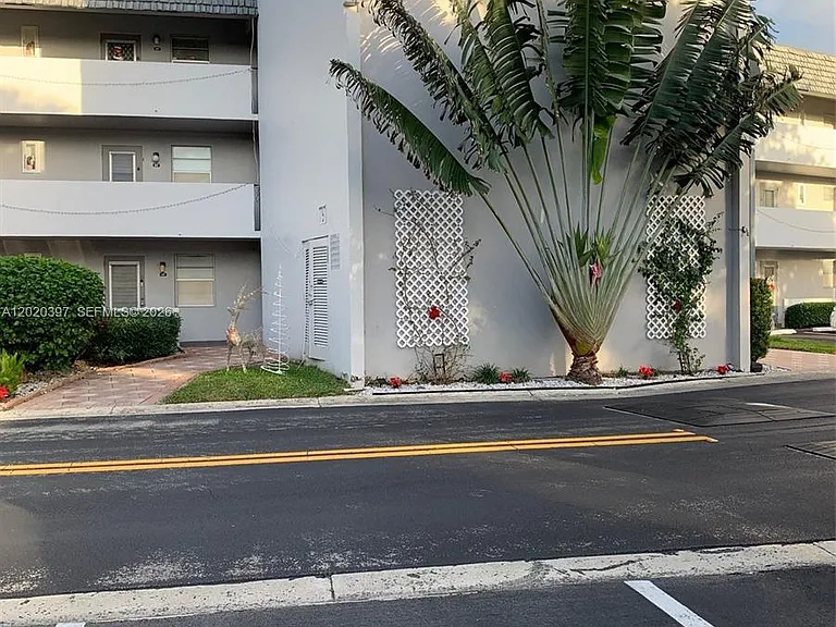 7797 Golf Circle Dr #310 — Photo 1