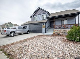 2113 Kalina Trl, Bar Nunn, WY 82601