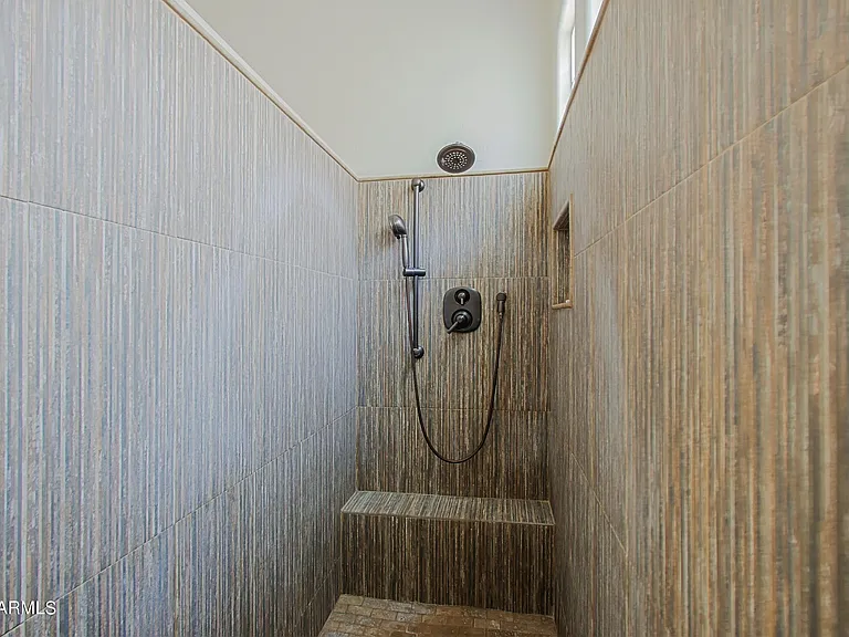 9616 E Chuckwagon Ln — Photo 36