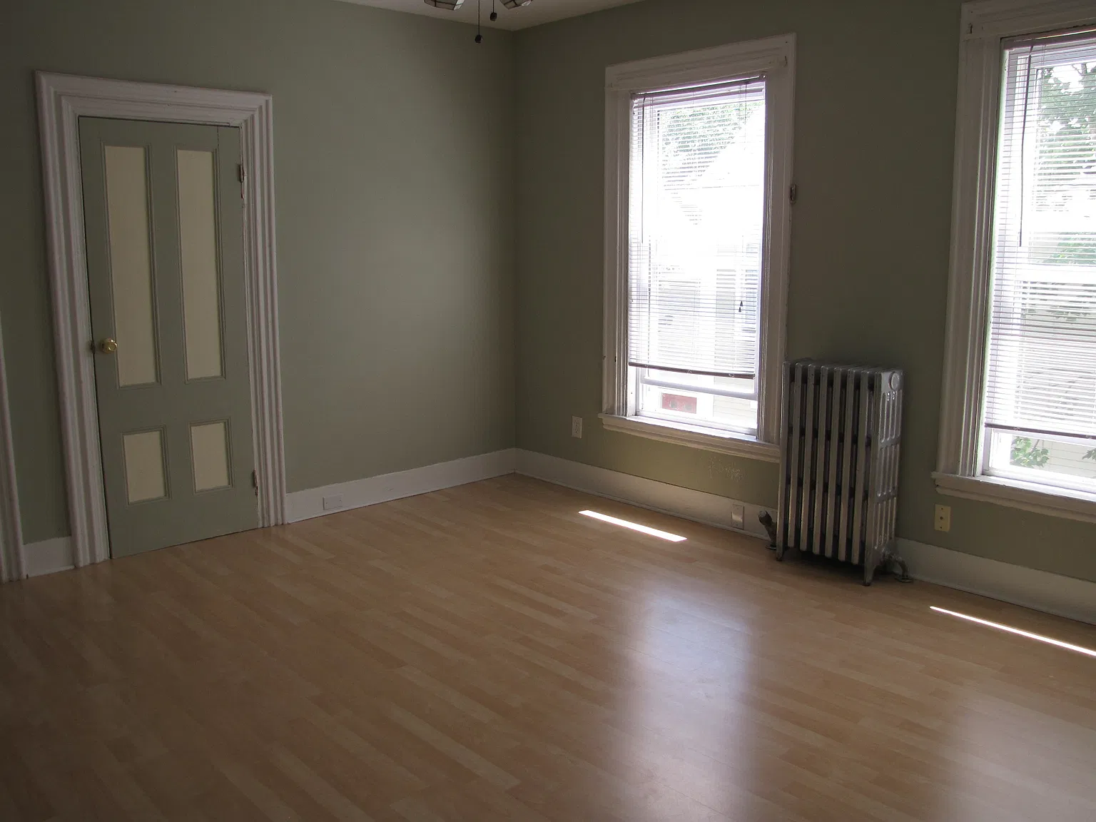 2 bed, 900 sqft, $1,650 — Photo 3