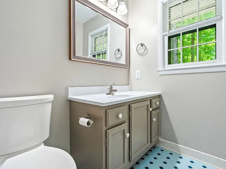 307 Lancaster Ave — Photo 12
