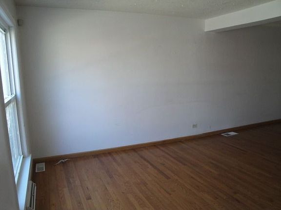 2nd image of 11336 S Avenue L