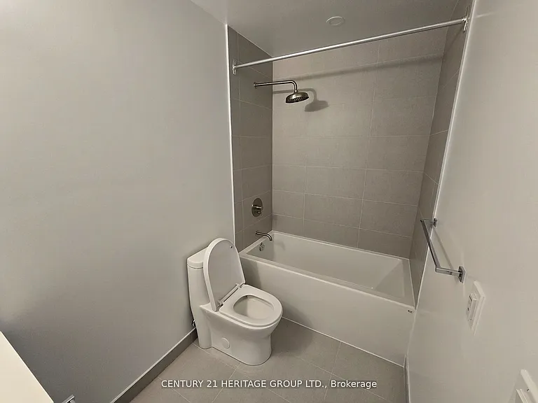 55 Mercer St N #307 — Photo 10