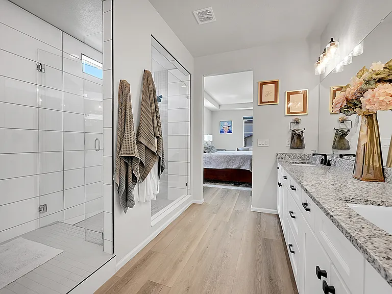 3891 Eaton Park St — Photo 13