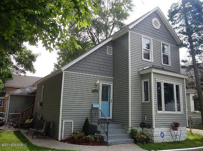 1321 Cameron St photo 1