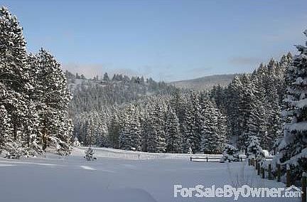 Living room
						:
						Open living room area, view toward entry
