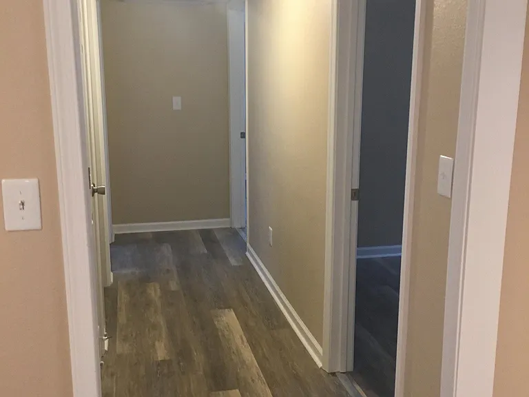 110 Wesley Rd — Photo 6