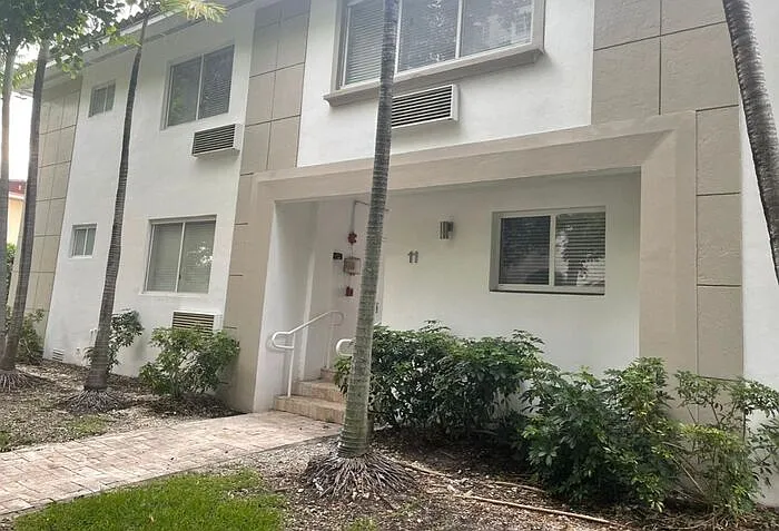 1 bed, 1.0 bath, 568 sqft, $2,126 — Photo 3