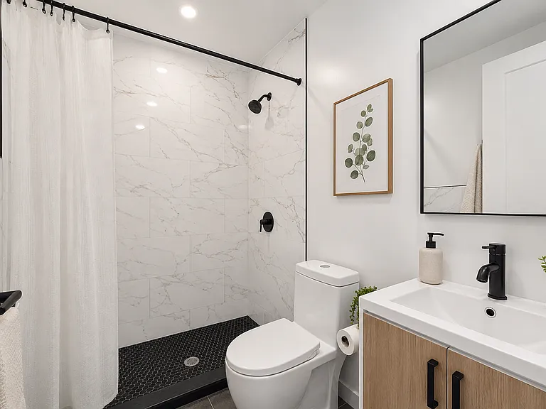 147 Stanhope St #4B — Photo 10