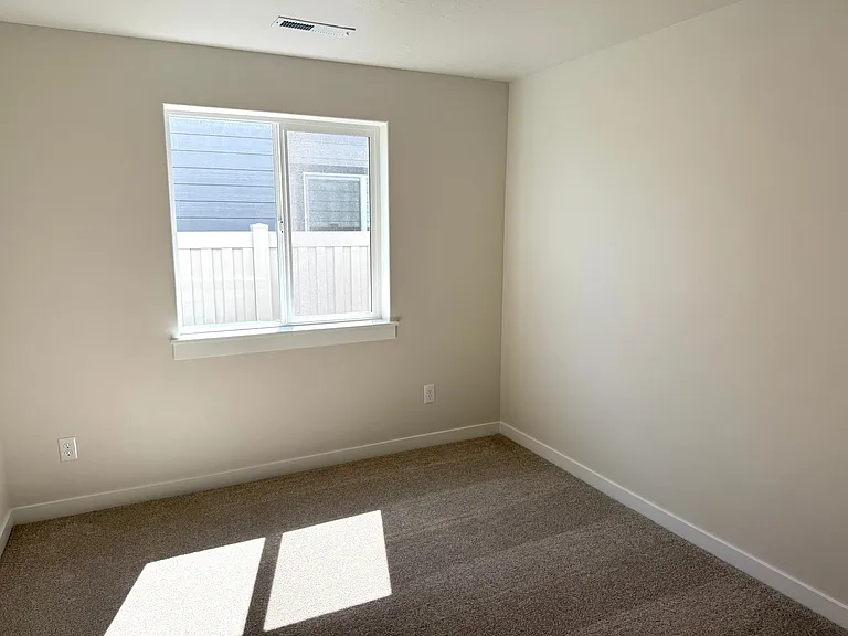 11121 Bluefield Dr — Photo 18