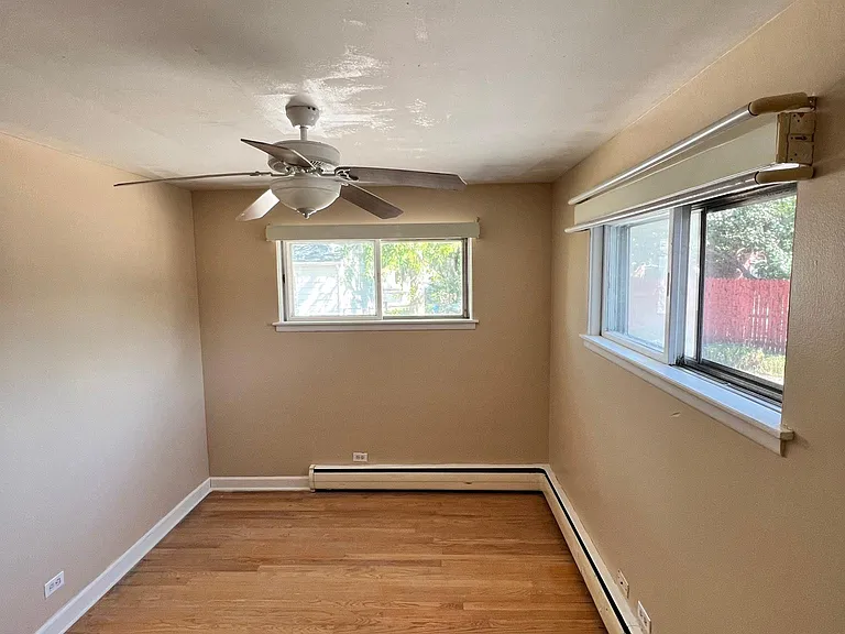 9437 Burlington Ave #3 — Photo 15