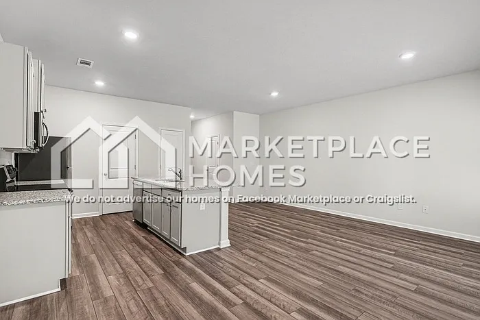 261 Oakwood Dr NW — Photo 5