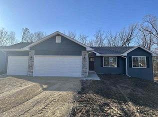 670 W Rice Dr, Beloit, WI 53511