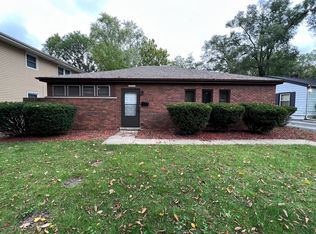 17305 Bryant Ln, Hazel Crest, IL 60429