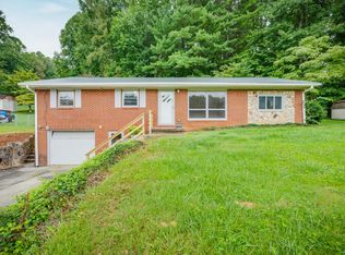 308 Brandonwood Dr, Johnson City, TN 37604