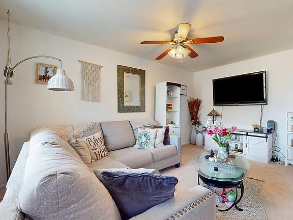4th image of 4814 Green Ash Ln #296