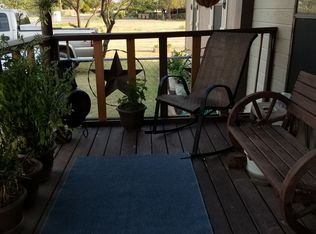 206 S Harbor Dr, Fritch, TX 79036