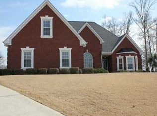 2105 Hickory Cir, Loganville, GA 30052