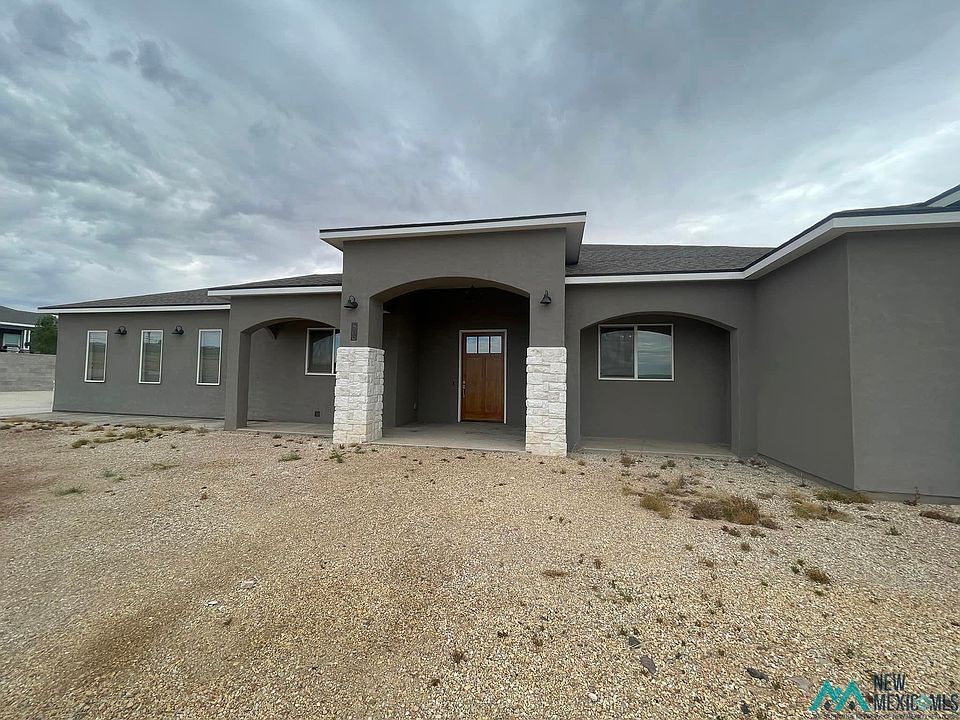 1st image of 200 Doporto Ct