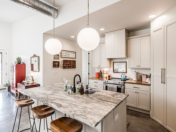 5th image of 378 Mount Vernon Rd