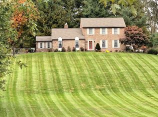 111 Davis Bridge Rd, Bernville, PA 19506