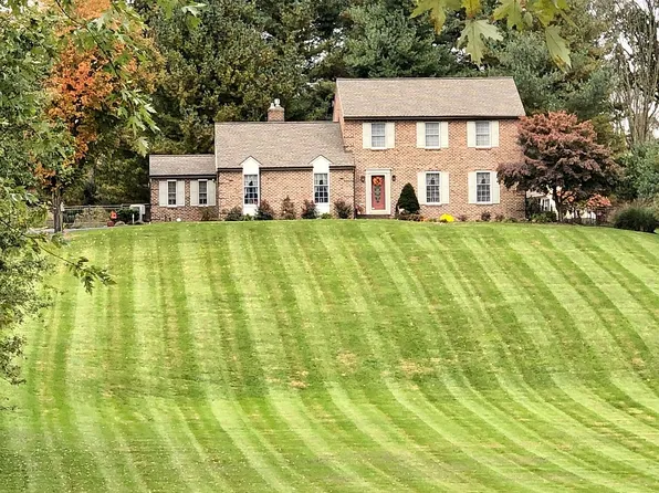 111 Davis Bridge Rd, Bernville, PA 19506