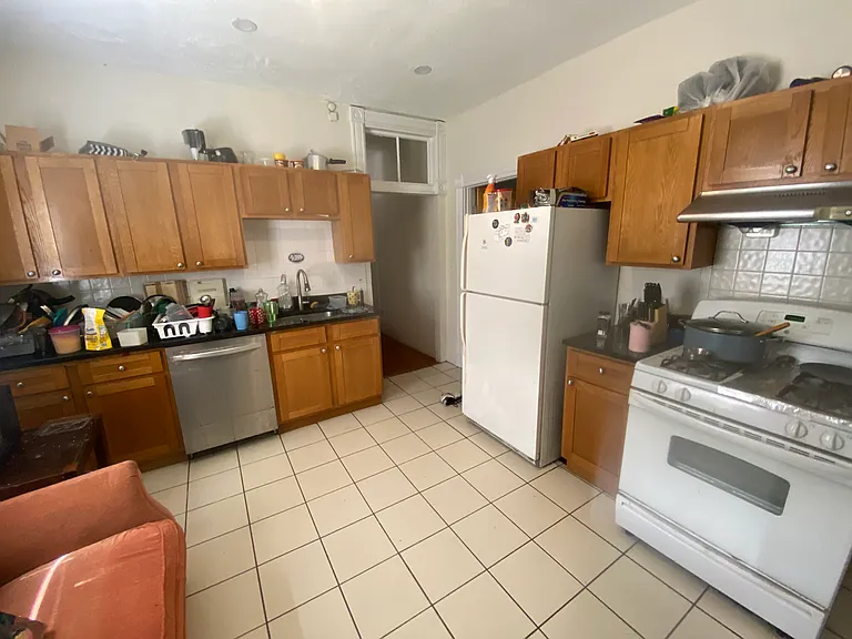 190 Highland St #1 — Photo 1