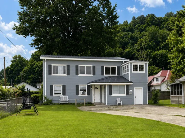 205 Frank St, Paintsville, KY 41240