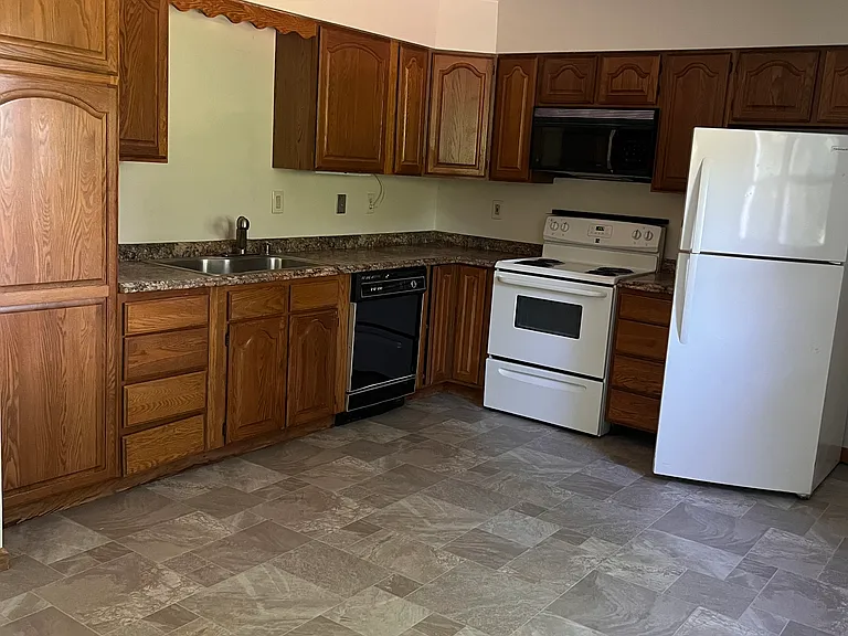 1 Lina Ln #1 — Photo 2